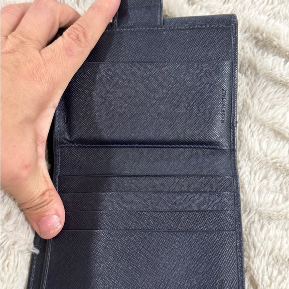 Prada Black Saffiano Leather Wallet - Picture 6 of 10